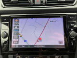 ディーラー純正ナビゲーション付き、行きたい所に案内してくれます。楽しいドライブのお手伝い(*&acute;&nabla;`)ノ