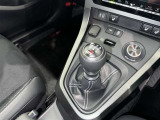 6速マニュアルトランスミッション!