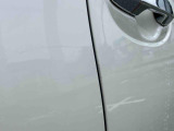キズ・凹み・その他情報*運転席側フロントドア端部にキズ/軽微なヘコミがございます。