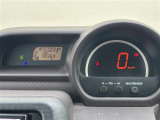 【スピードメーター】メーターがシンプルで見やすく運転しやすいですね。