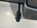 純正ドライブレコーダーを装着しています♪高画質、高機能で、毎日の運転に安心をプラスします!しっかり、録画できるマストアイテムです♪