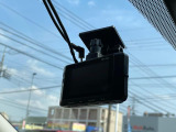 【ドライブレコーダー】ドライブレコーダー装備!走行中はもちろん、あおり運転や事故に遭遇した際、映像で記録し、万一のリスクに備えます。※記録用SDカードはお客様ご自身でご準備いただく必要があります。