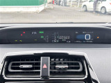 【スピードメーター】メーターがシンプルで見やすく運転しやすいですね!