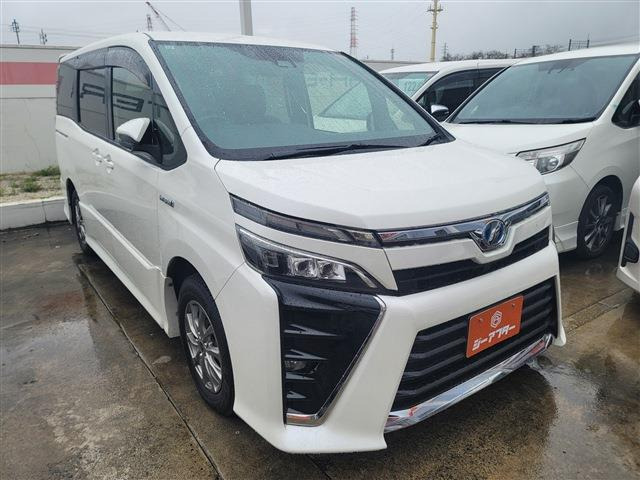 ヴォクシー 1.8 ハイブリッド ZS 禁煙車 ALPINE後席モニター