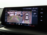 リアビューカメラ&トップビューカメラ。ガイドラインとパークディスタンスコントロールで安全に車庫入れ可能。