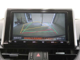 バックガイドモニターで、後方を確認しながら安心して駐車することができます。運転初心者も熟練者も必須の機能ですよ!