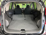 後席を格納すると、これだけの広さが!シーンに合わせたシートアレンジで、大きな荷物も積むことが出来ます♪