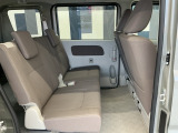 リアシートも広々としていて、座りやすいです。