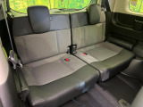 3列目シートはもちろん状態良好☆大人でもゆったりと座って頂けますので、大人数でのお出かけもラクラクです♪ご家族で、気の知れた仲間で、ドライブに行くのが楽しみですね♪