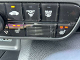 【シートヒーター】スイッチを押せば、座面と背もたれで体を温めてくれます♪