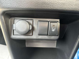 運転席にはシートヒーターがついているので、走行中も快適に過ごしていただけます。