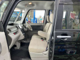 助手席も運転席同様に広く過ごしやすくなってます!
