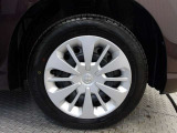 タイヤサイズは165/65R14です