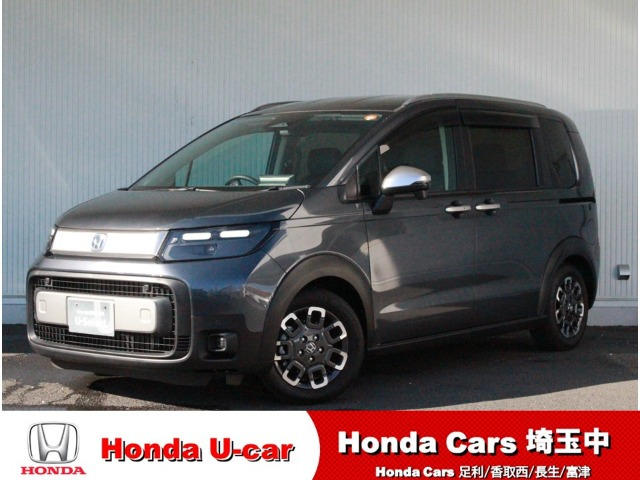 フリード 1.5 e:HEV クロスター 