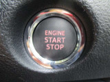 スマートキー付き♪プッシュスタートシステムを採用!スマートキーをカバンやポケットから取り出さずに、ボタンひとつでエンジン始動できます☆鍵を探す手間は必要なしです♪