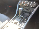 MTモード付です!MT感覚でシフトチェンジできます。MT車が少なくなってきた現在に面白さを取り入れた装備です。走る歓びを!
