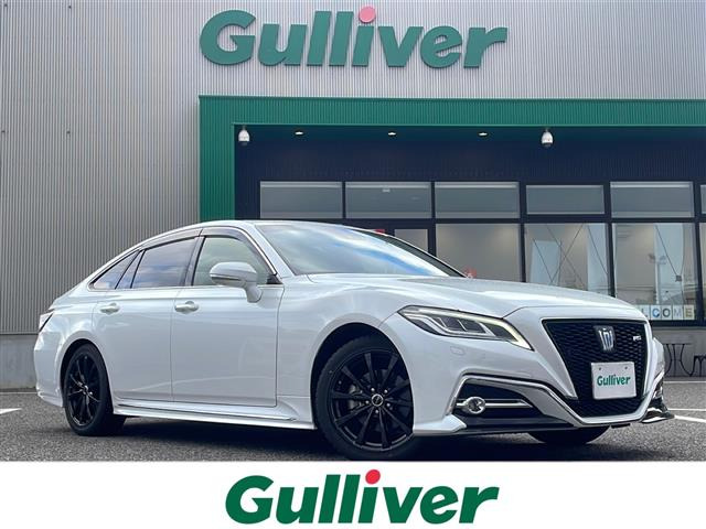 クラウン ハイブリッド 2.5 RS アドバンス 本革シート サンルーフ