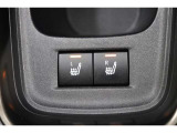 シートヒーターは、エアコンで車内を温めるよりも早くシートが温まるので、寒い季節も快適になります。
