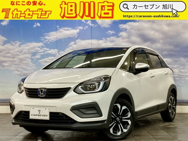 フィット1.5 e:HEV クロスター 4WDレーンキープ USB パーキングセンサー