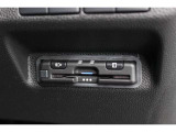 有料道路をお得にご利用いただけるETC車載器を装備しています。