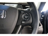 Hondaセンシングの機能のひとつ、アダプティブクルーズコントロール付!アクセルから足を離しても設定したスピードと前車との車間を保ち走行してくれます!車線維持もアシスト☆高速道路で疲労軽減ですね☆