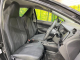 運転席シート廻りは使用感も少なく、良好な状態となっています。前オーナー様が丁寧に使っていたことがよくわかりますね。