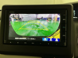バックモニター付きで車庫入れも安心【カメラアングルは3パターンから選べます】知らない道でも安心して楽しくお出かけができます