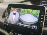 【アラウンドビューモニター】専用のカメラにより、上から見下ろしたような視点で360度クルマの周囲を確認することができます☆死角部分も確認しやすく、狭い場所での切り返しや駐車もスムーズに行えます。