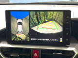 【パノラマモニター】専用のカメラにより、上から見下ろしたような視点で360度クルマの周囲を確認することができます☆死角部分も確認しやすく、狭い場所での切り返しや駐車もスムーズに行えます。
