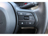 安全運転支援システムHonda SENSINGを搭載。衝突軽減ブレーキや、誤発進抑制機能、アダプティブクルーズコントロール、車線維持など複数の先進技術で安心・快適なドライブをサポートします。