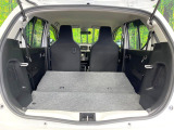 普段のお買い物や通勤、送迎等に十分な荷室スペースを確保しております。セカンドシートを倒すと、大きな荷物の積載も可能です♪