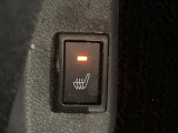 【シートヒーター】寒い日に重宝するシートヒーター!エアコンより早く温まってくれるので寒がりの人も安心ですね♪エアコンの温風は乾燥するから苦手、という方にもをおすすめです。