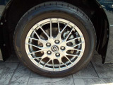 205/55-16トヨタ純正アルミホイール付き。