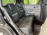 後部座席も気になるような傷・汚れやへたりなど、大きなダメージはなく、良好な状態です。