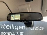 ルームミラーでアラウンドビューモニターの画像が確認出来ます。