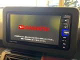 【純正ナビ】人気の純正ナビを装備しております。ナビの使いやすさはもちろん、オーディオ機能も充実!キャンプや旅行はもちろん、通勤や買い物など普段のドライブも楽しくなるはず♪