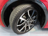 純正195/50R19アルミホイールです☆