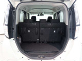 広々としたラゲージスペースを備えています。大きなものや長さのある荷物もしっかりと積み込めます。