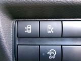 左右両側オートスライドドアです。運転席からでもスイッチひとつで開閉できるので、便利ですよ