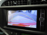 バックカメラで後方がリアルタイム映像で確認できます!商業施設や駐車場でのバック時、夜間のドライブでも安心です♪