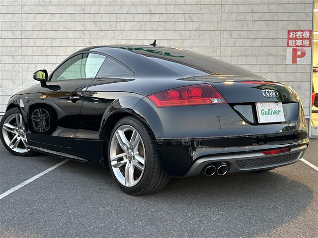 アウディ TTクーペ 1.8 TFSI Sラインパッケージ 修復歴無し の中古車