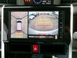 全周囲モニター付きですので、上から見たような映像も確認できます。(補助装置になりますので、目視でもご確認ください)