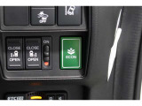 ECONボタンで低燃費モードに☆☆☆ECONスイッチを上手に使ってエコドライブ♪♪環境にもお財布にも優しい装備です☆☆☆