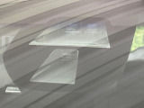 【シティブレーキアクティブシステム】低速走行中に前方の車両等を認識し、衝突しそうな時は警報とブレーキで衝突回避と被害軽減をアシスト。より安全にドライブをお楽しみいただけます。