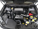 ■スバルと言えば水平対向エンジン。車体の低い位置に搭載されているので、万一の衝突時には、エンジンルームの下へ潜り込み、室内の乗員の被害軽減に貢献致します。