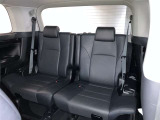 こちらは後部座席です!ゆったりと過ごしやすいかと思います☆