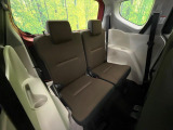 3列目シートはもちろん状態良好☆大人でもゆったりと座って頂けますので、大人数でのお出かけもラクラクです♪ご家族で、気の知れた仲間で、ドライブに行くのが楽しみですね♪