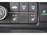 シートヒーター装備付き車!!座席に埋め込まれた電熱線によりシートを暖めることが出来る装備で、温められたシートは、寒い冬には最適です!!
