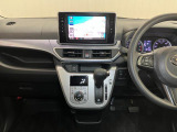 ナビ、オートエアコン付