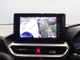【フルセグTV】地デジチューナー内蔵で、鮮明な映像を楽しめます。渋滞中の待ち時間や休憩中も、お好みの番組を見ながら退屈せずに過ごせる、ドライブを彩る嬉しい装備です。